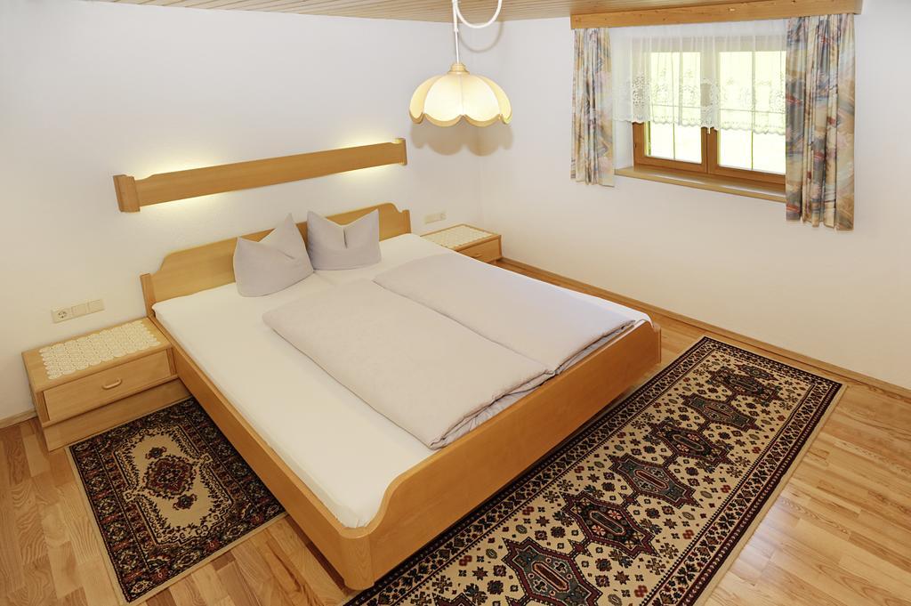 Haus Obere Allmein Sankt Gallenkirch Szoba fotó